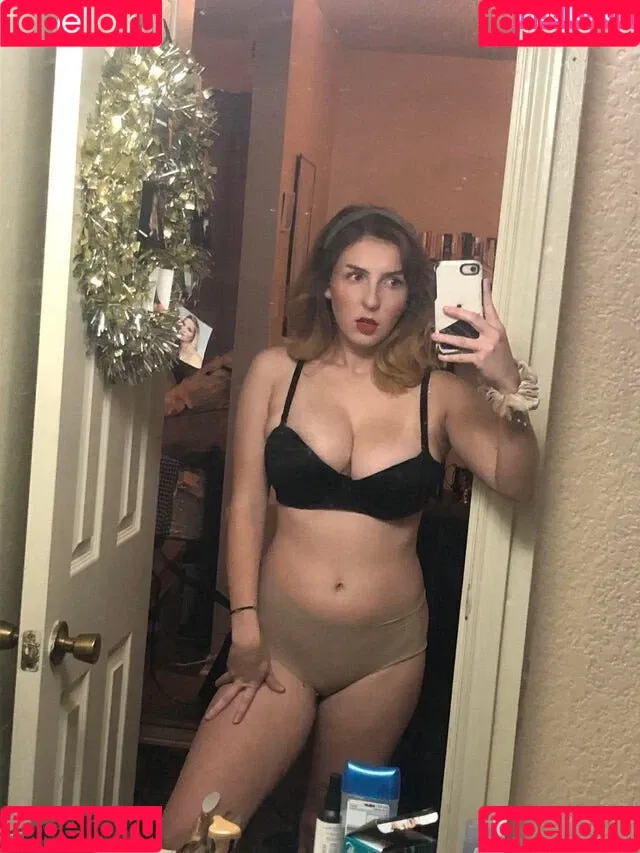 Megan Bitchell / MeganBitchell / lucyskyes / megan.bitchell / megbitchell Onlyfans Photo Gallery 
