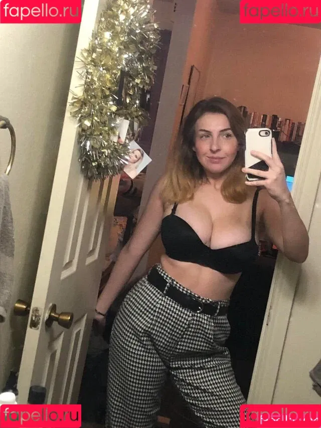Megan Bitchell / MeganBitchell / lucyskyes / megan.bitchell / megbitchell Onlyfans Photo Gallery 