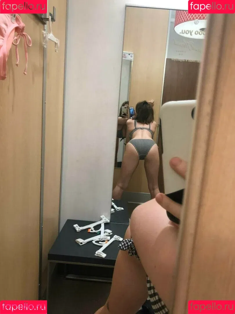 Megan Bitchell / MeganBitchell / lucyskyes / megan.bitchell / megbitchell Onlyfans Photo Gallery 