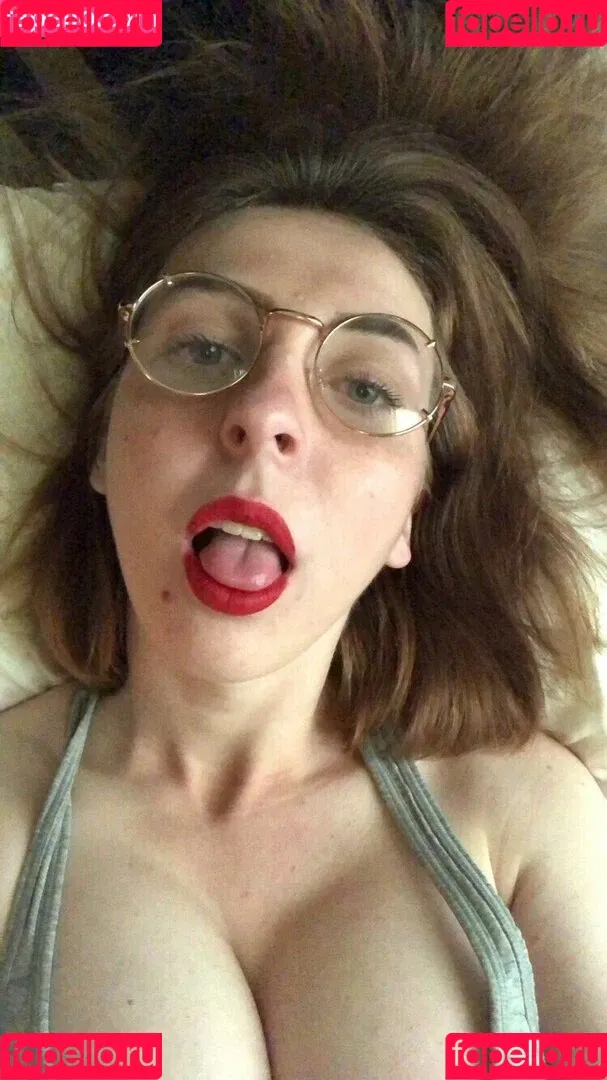 Megan Bitchell / MeganBitchell / lucyskyes / megan.bitchell / megbitchell Onlyfans Photo Gallery 