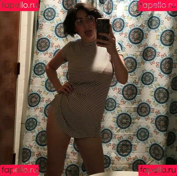 Megan Bitchell / MeganBitchell / lucyskyes / megan.bitchell / megbitchell Onlyfans Photo Gallery 