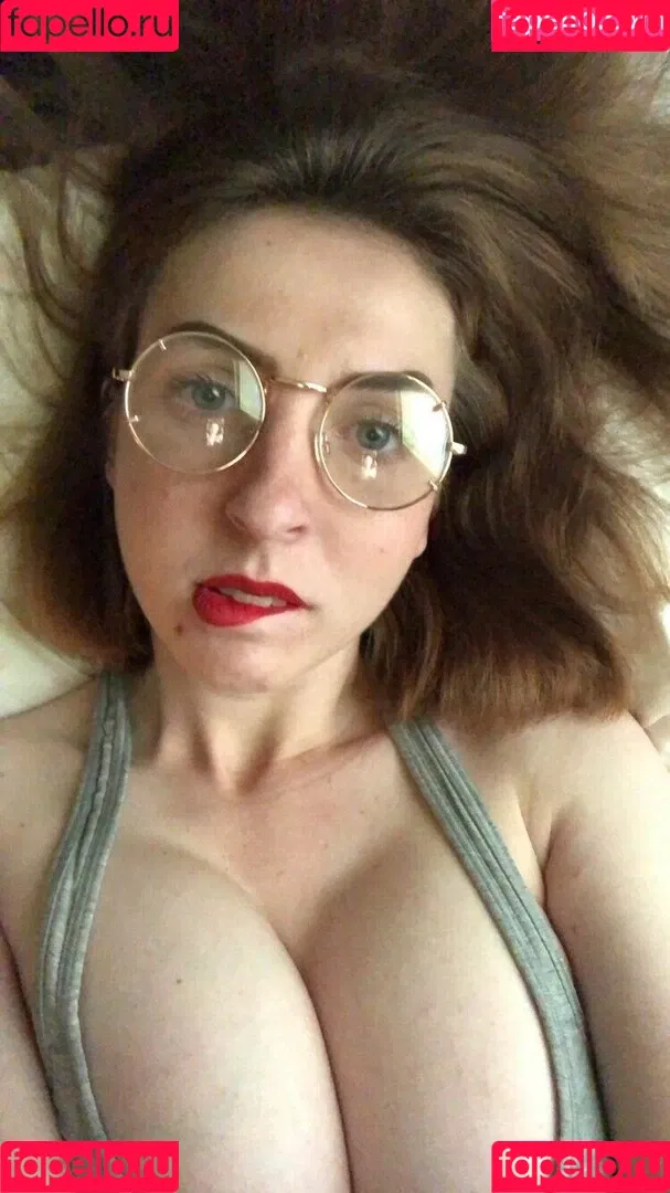 Megan Bitchell / MeganBitchell / lucyskyes / megan.bitchell / megbitchell Onlyfans Photo Gallery 