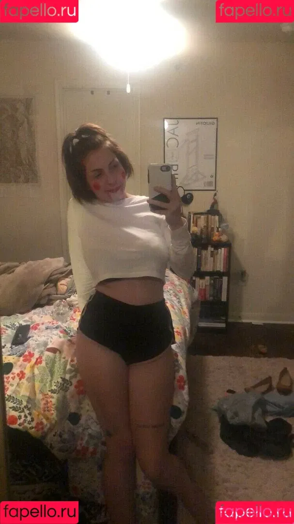 Megan Bitchell / MeganBitchell / lucyskyes / megan.bitchell / megbitchell Onlyfans Photo Gallery 