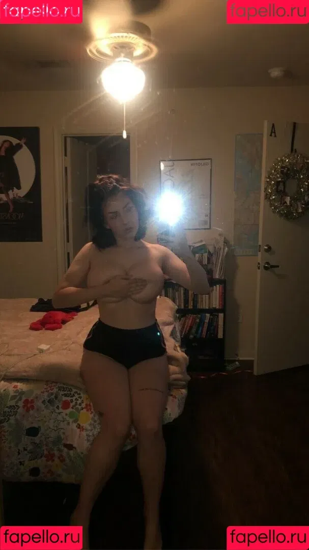 Megan Bitchell / MeganBitchell / lucyskyes / megan.bitchell / megbitchell Onlyfans Photo Gallery 