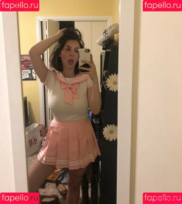 Megan Bitchell / MeganBitchell / lucyskyes / megan.bitchell / megbitchell Onlyfans Photo Gallery 