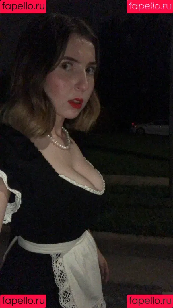 Megan Bitchell / MeganBitchell / lucyskyes / megan.bitchell / megbitchell Onlyfans Photo Gallery 