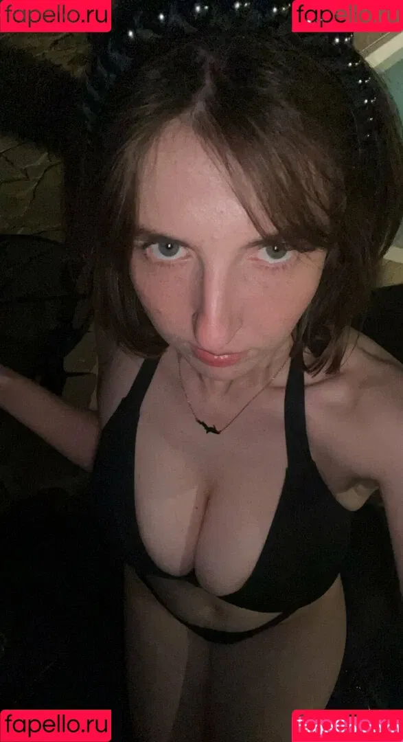 Megan Bitchell / MeganBitchell / lucyskyes / megan.bitchell / megbitchell Onlyfans Photo Gallery 