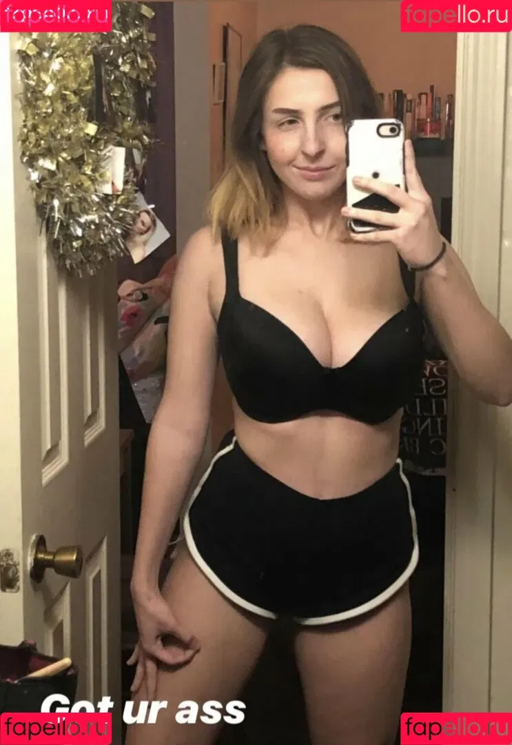 Megan Bitchell / MeganBitchell / lucyskyes / megan.bitchell / megbitchell Onlyfans Photo Gallery 