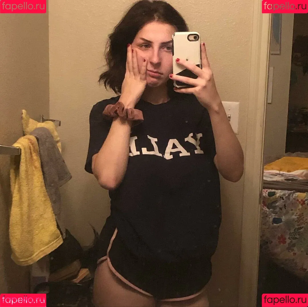 Megan Bitchell / MeganBitchell / lucyskyes / megan.bitchell / megbitchell Onlyfans Photo Gallery 