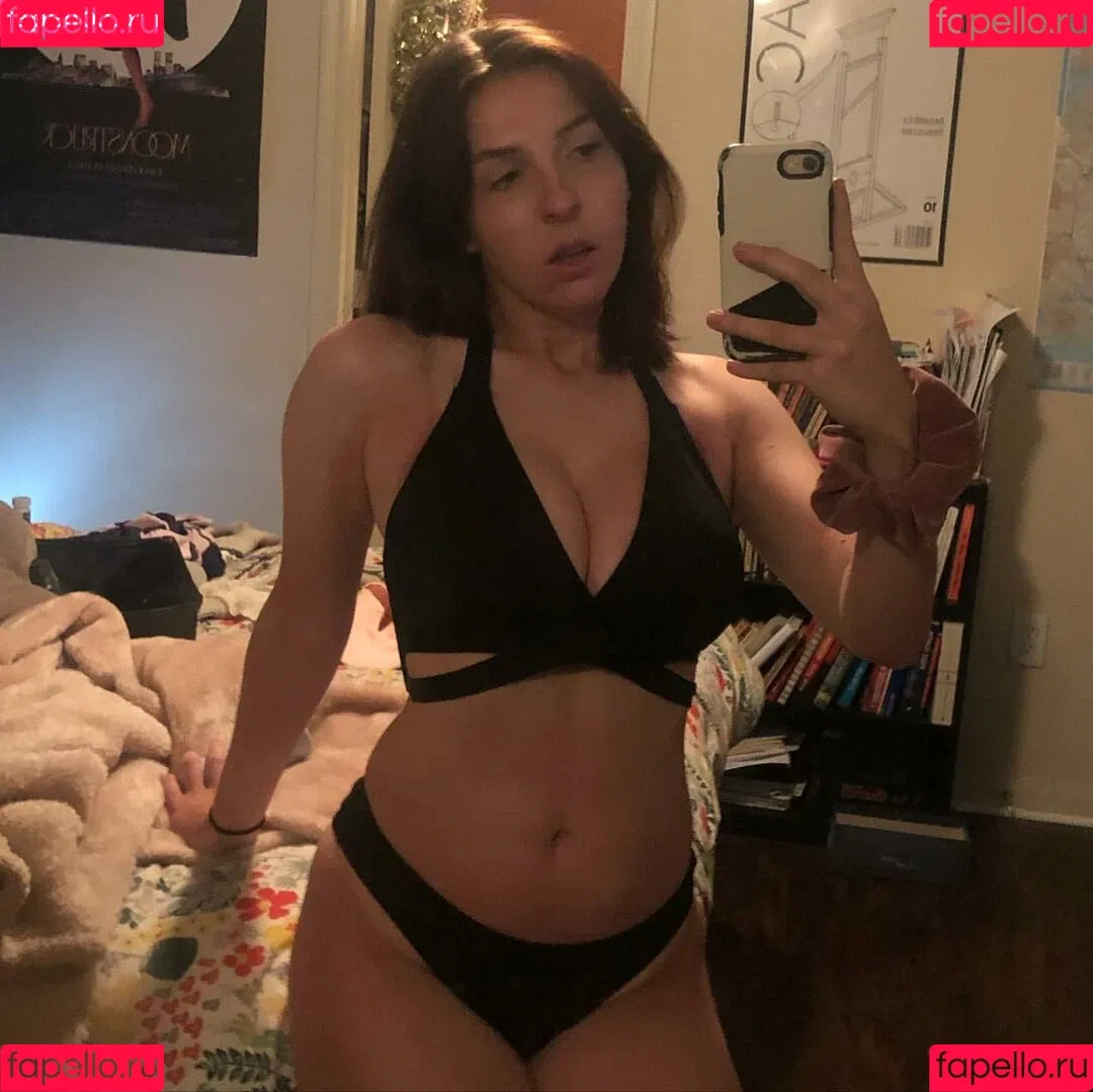 Megan Bitchell / MeganBitchell / lucyskyes / megan.bitchell / megbitchell Onlyfans Photo Gallery 