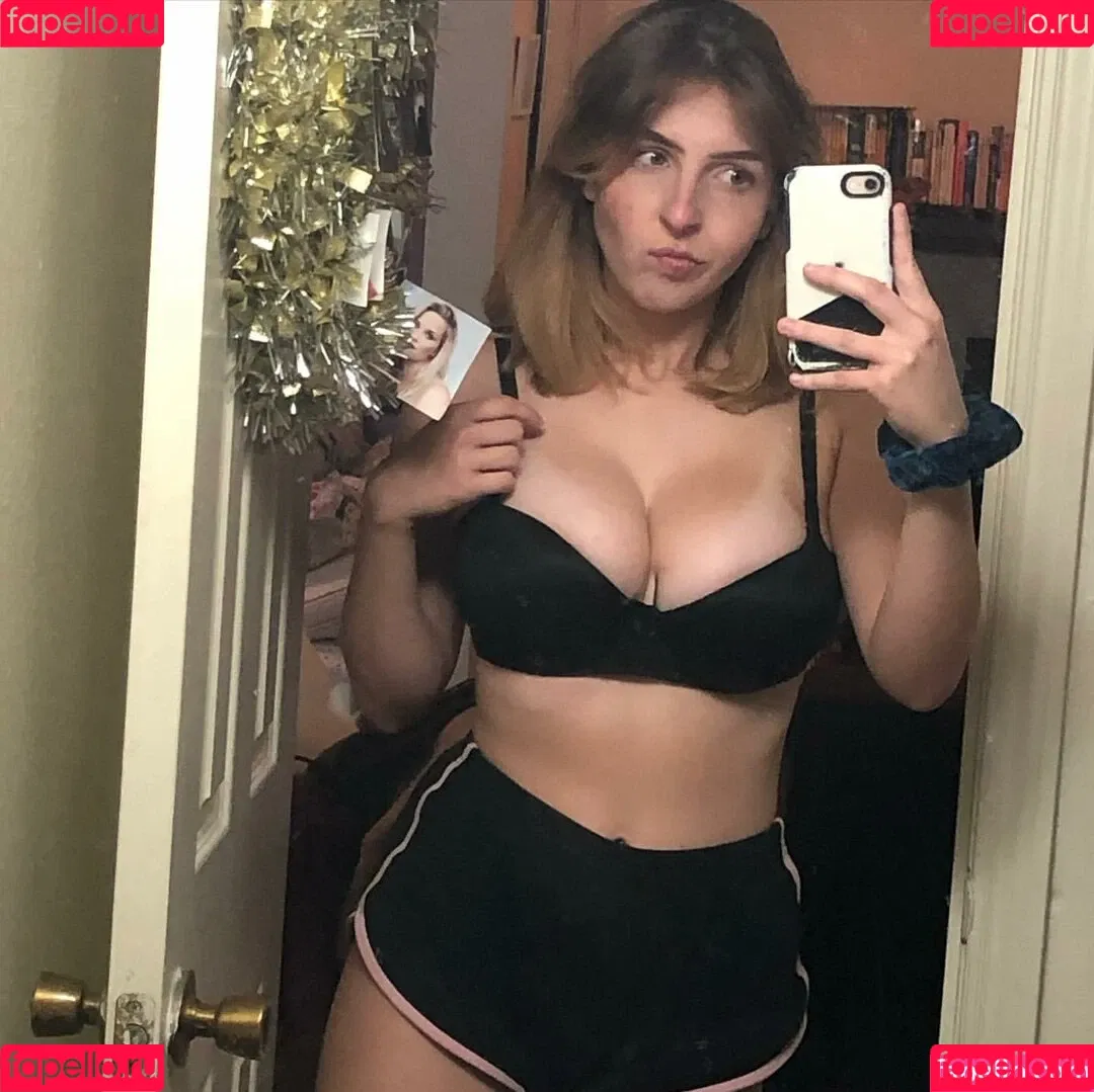 Megan Bitchell / MeganBitchell / lucyskyes / megan.bitchell / megbitchell Onlyfans Photo Gallery 