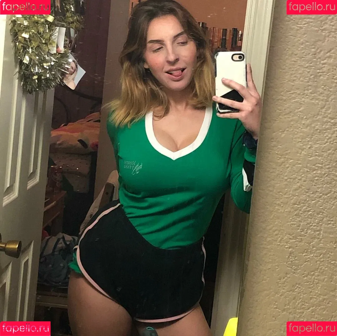 Megan Bitchell / MeganBitchell / lucyskyes / megan.bitchell / megbitchell Onlyfans Photo Gallery 