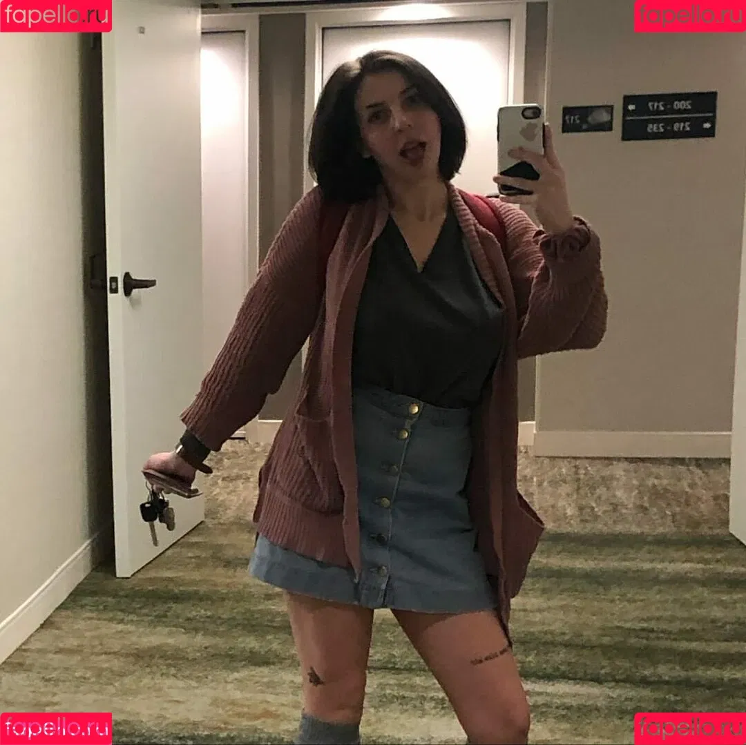 Megan Bitchell / MeganBitchell / lucyskyes / megan.bitchell / megbitchell Onlyfans Photo Gallery 