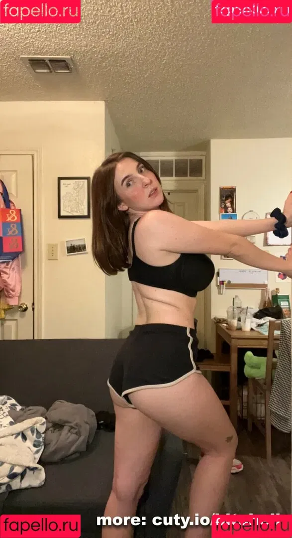 Megan Bitchell / MeganBitchell / lucyskyes / megan.bitchell / megbitchell Onlyfans Photo Gallery 