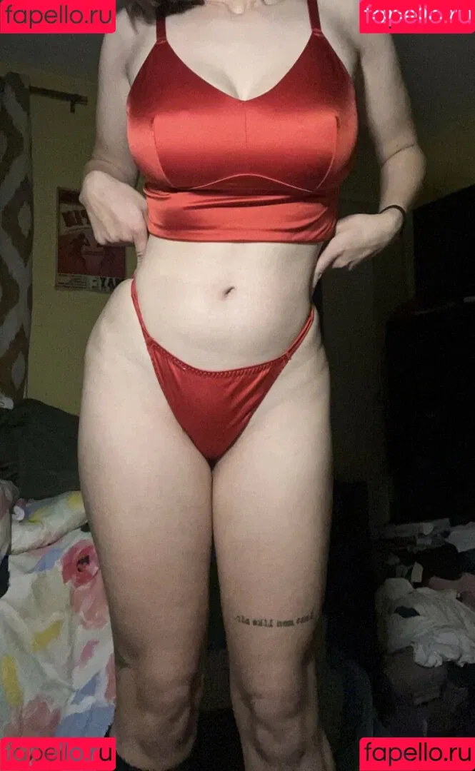 Megan Bitchell / MeganBitchell / lucyskyes / megan.bitchell / megbitchell Onlyfans Photo Gallery 