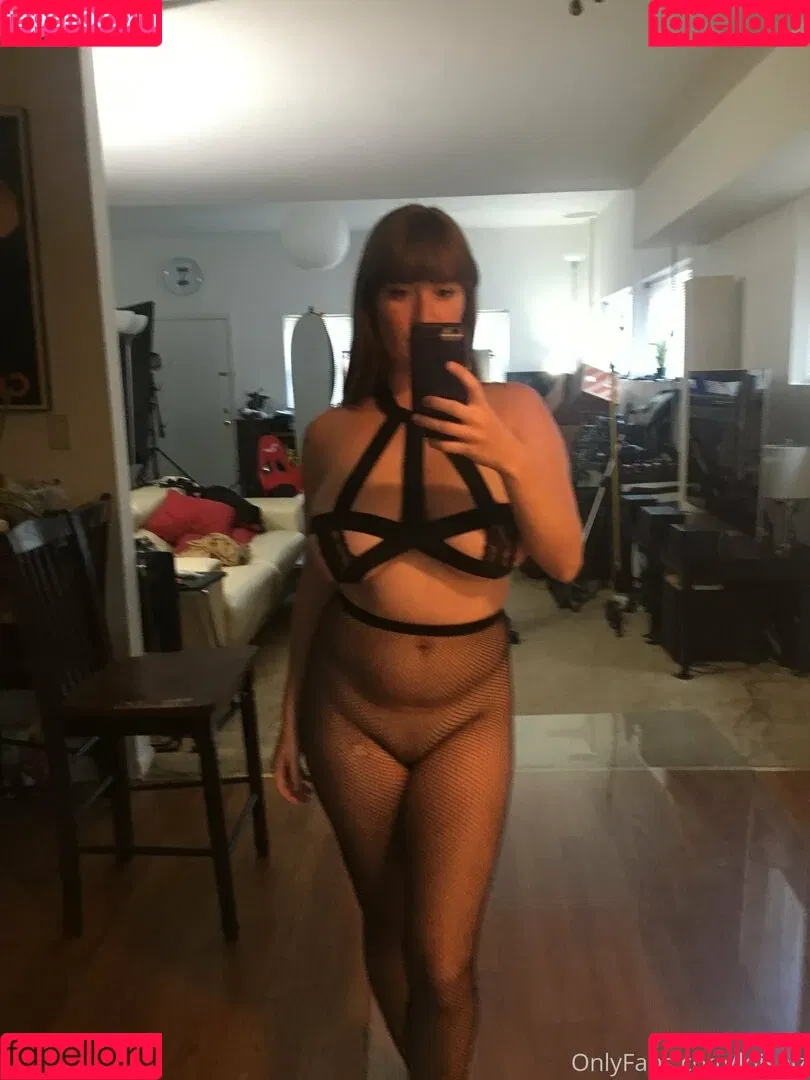 loisplz / lomeinnoodles19 Onlyfans Photo Gallery 