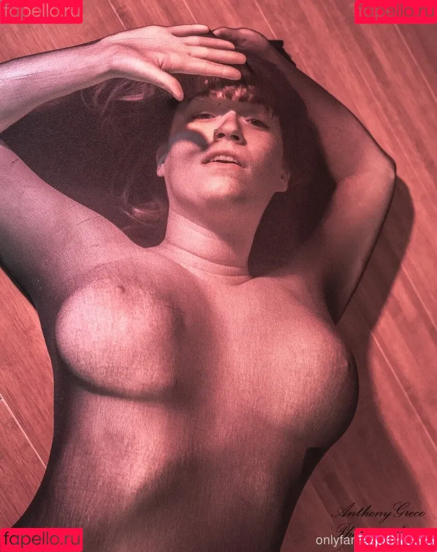 loisplz / lomeinnoodles19 Onlyfans Photo Gallery 