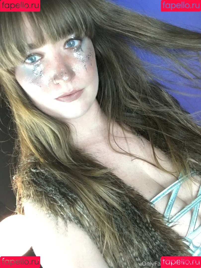 loisplz / lomeinnoodles19 Onlyfans Photo Gallery 