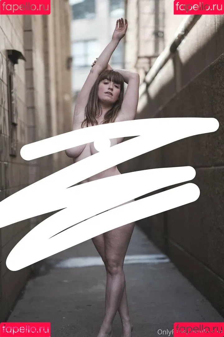 loisplz / lomeinnoodles19 Onlyfans Photo Gallery 