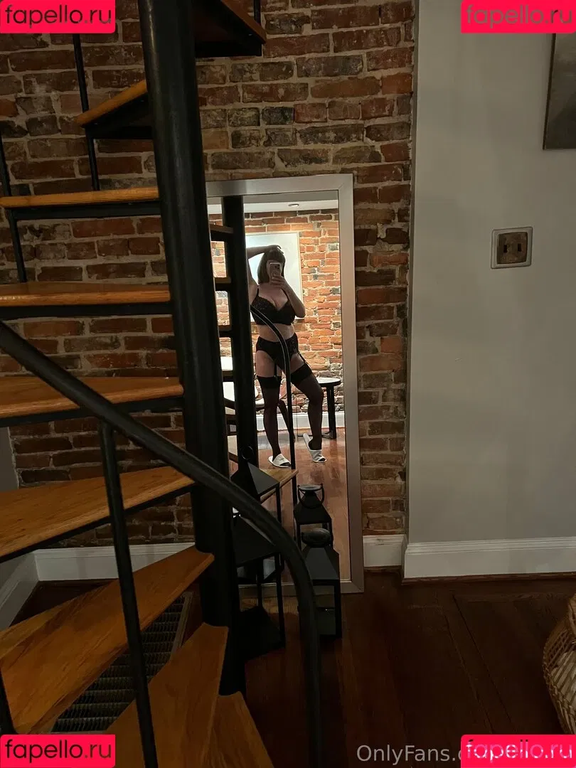 loisplz / lomeinnoodles19 Onlyfans Photo Gallery 