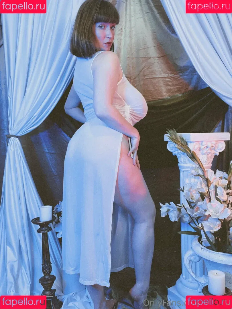 loisplz / lomeinnoodles19 Onlyfans Photo Gallery 