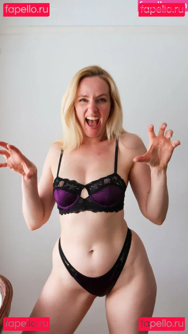 beatricehartley Onlyfans Photo Gallery 