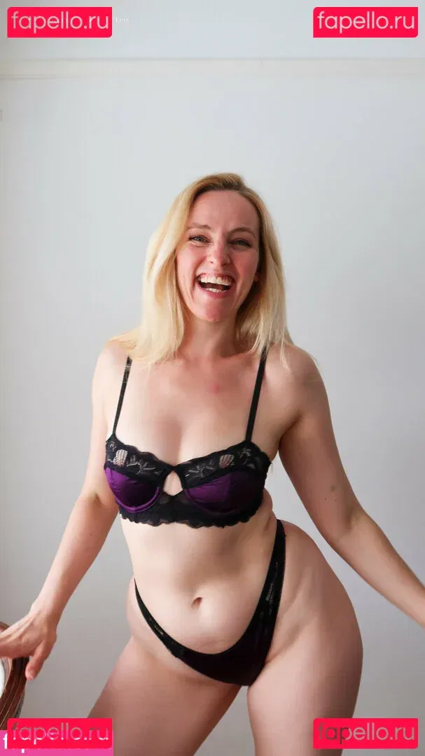 beatricehartley Onlyfans Photo Gallery 