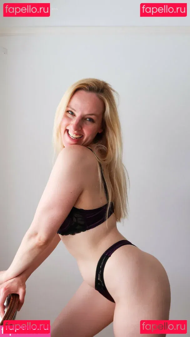 beatricehartley Onlyfans Photo Gallery 