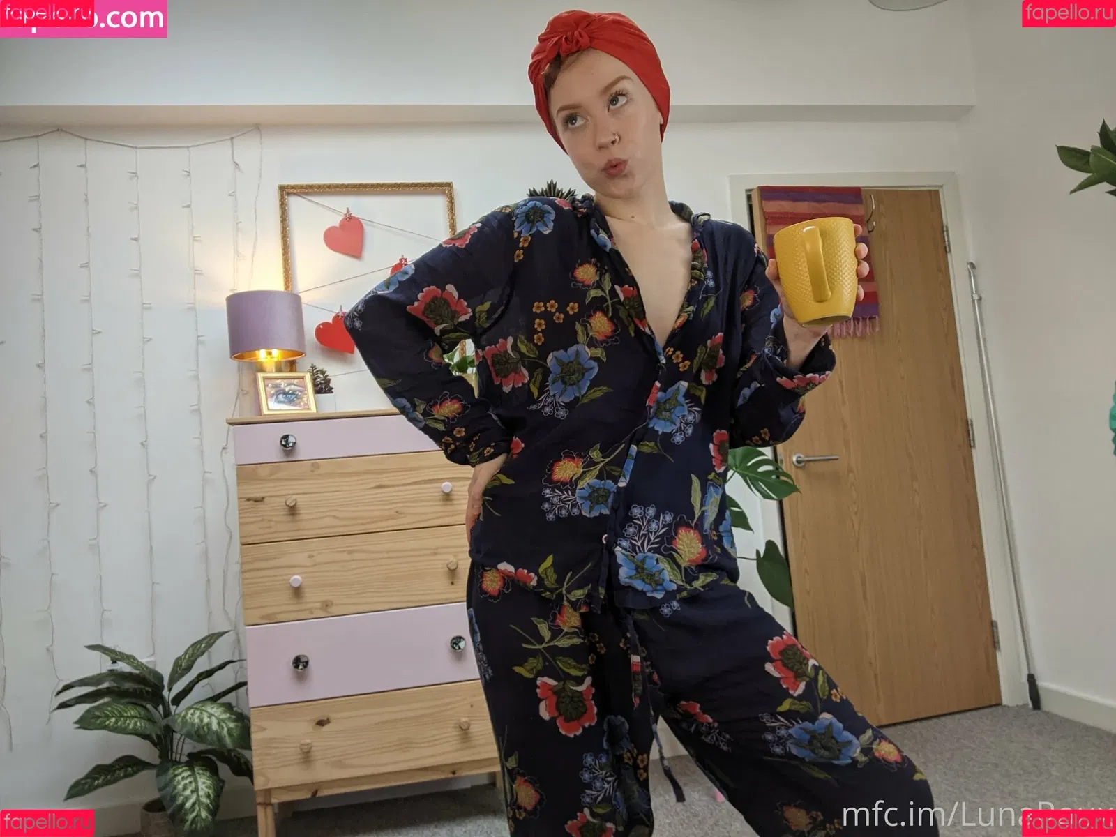 lunaroux / mslunaroux Onlyfans Photo Gallery 