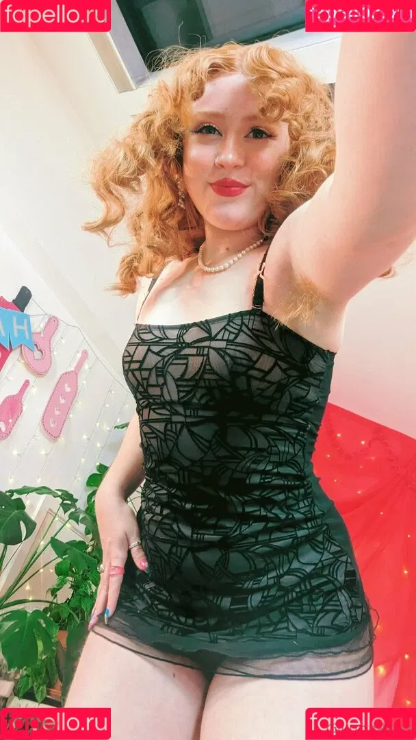 lunaroux / mslunaroux Onlyfans Photo Gallery 