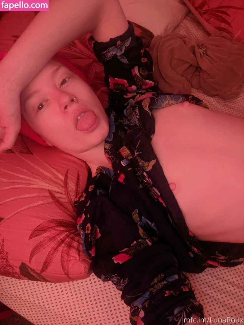 lunaroux / mslunaroux Onlyfans Photo Gallery 