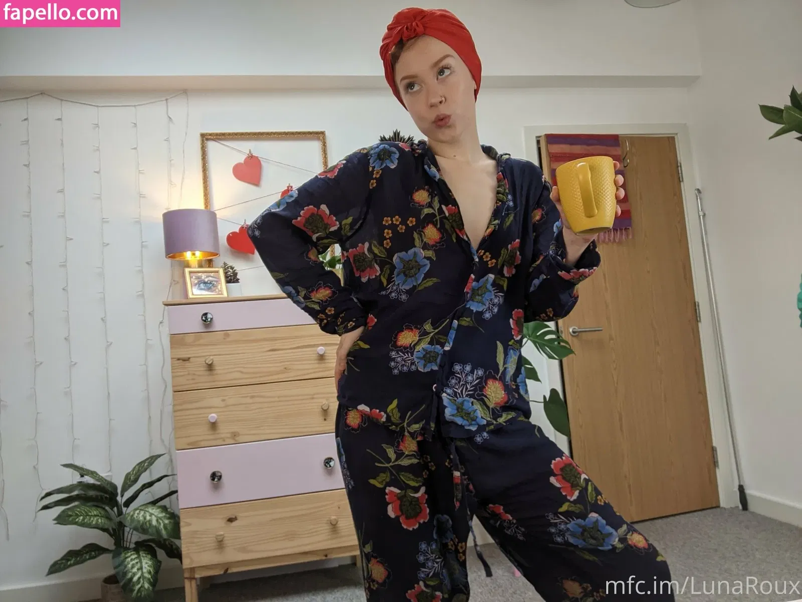 lunaroux / mslunaroux Onlyfans Photo Gallery 