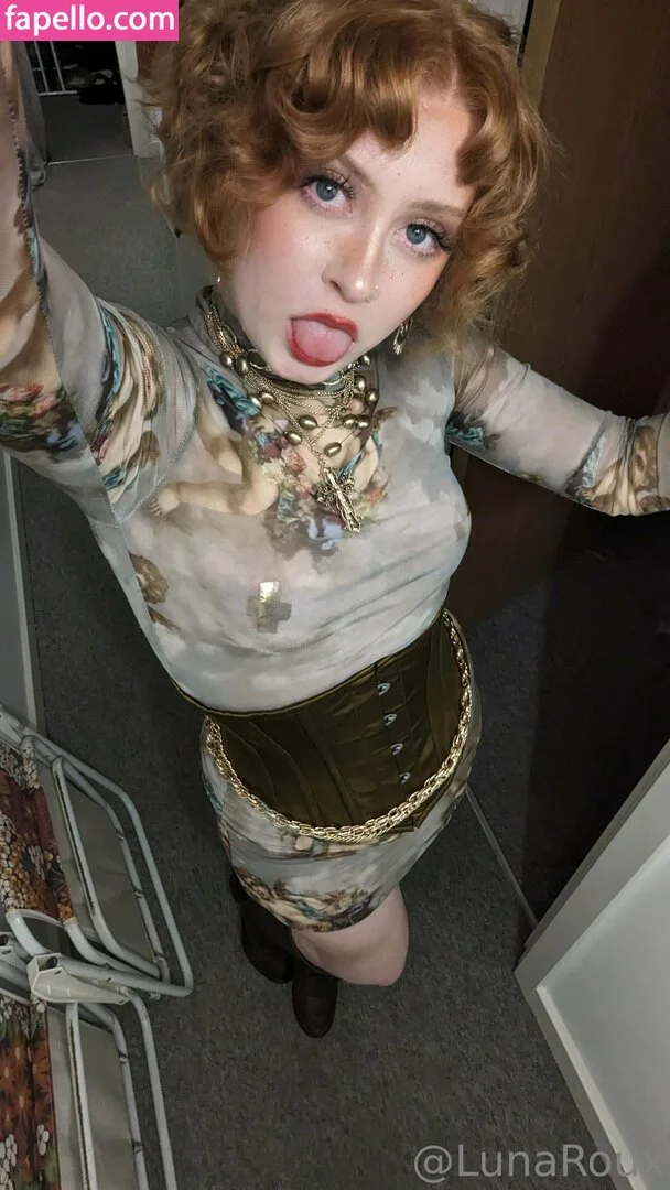 lunaroux / mslunaroux Onlyfans Photo Gallery 