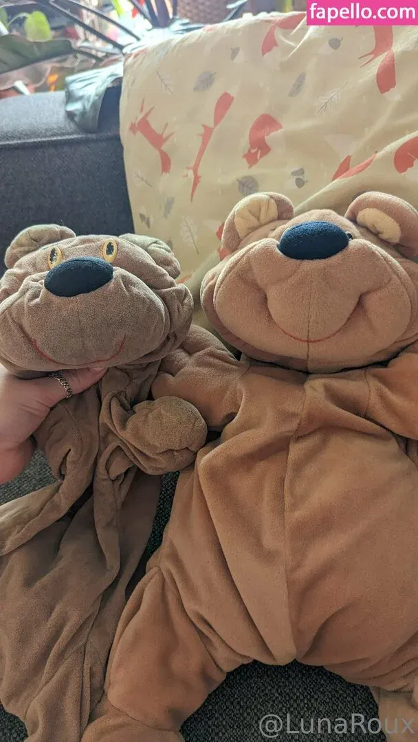 lunaroux / mslunaroux Onlyfans Photo Gallery 