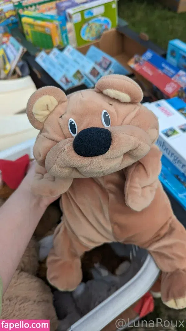 lunaroux / mslunaroux Onlyfans Photo Gallery 