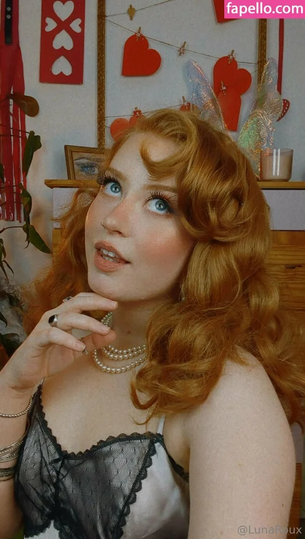 lunaroux / mslunaroux Onlyfans Photo Gallery 