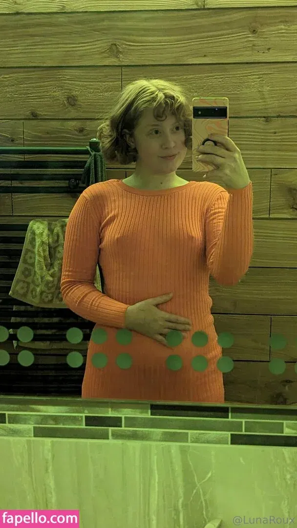 lunaroux / mslunaroux Onlyfans Photo Gallery 