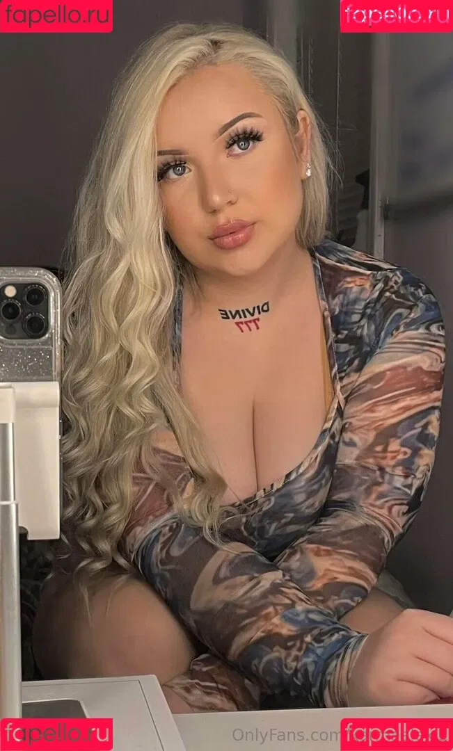 karmaalexis / karmaalexiscampbell Onlyfans Photo Gallery 
