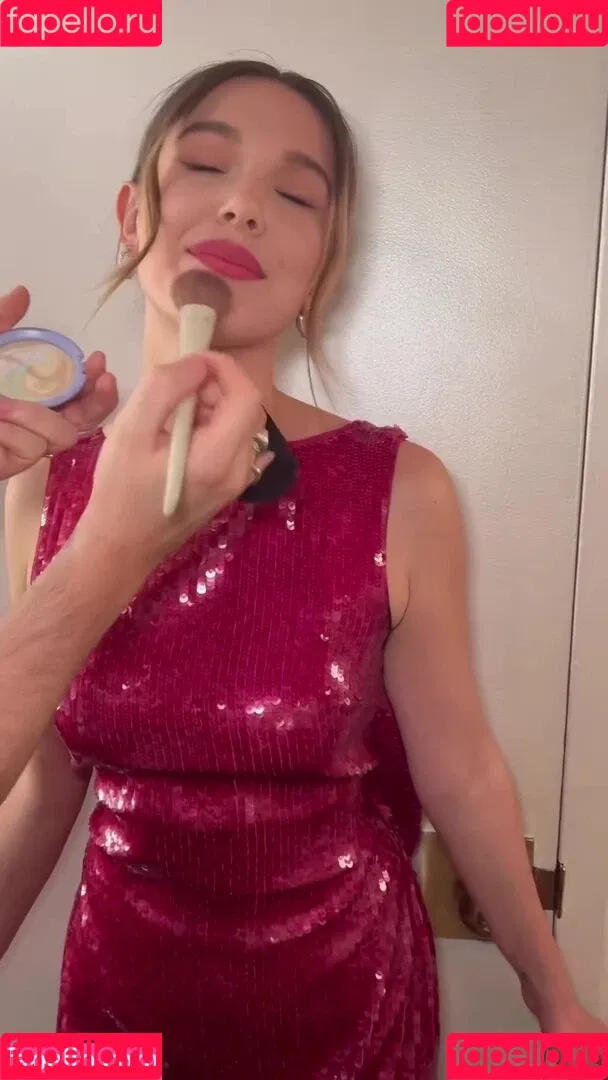 Millie Bobby Brown / milliebobbybrown Onlyfans Photo Gallery 
