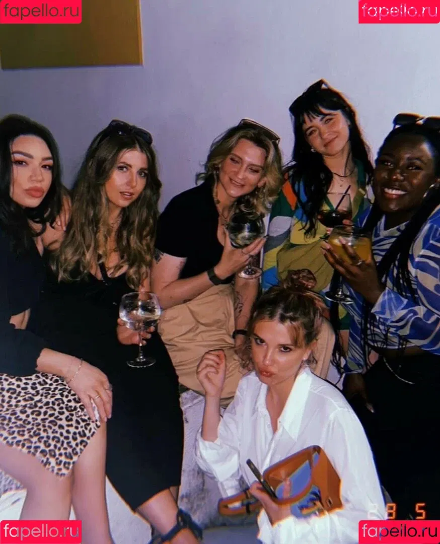 Millie Bobby Brown / milliebobbybrown Onlyfans Photo Gallery 
