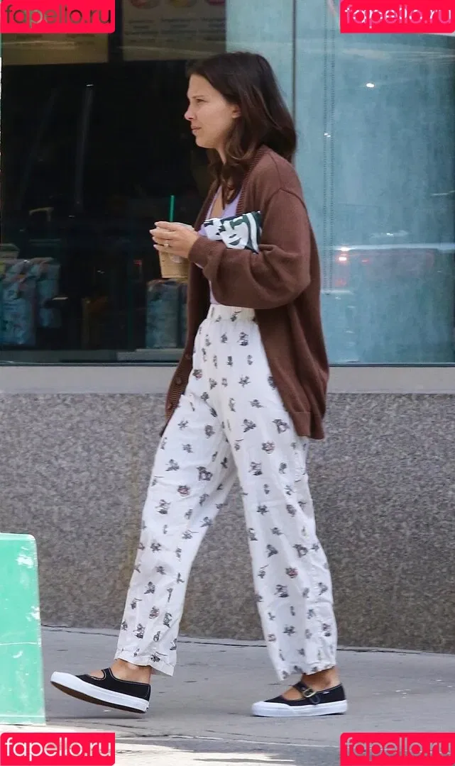Millie Bobby Brown / milliebobbybrown Onlyfans Photo Gallery 