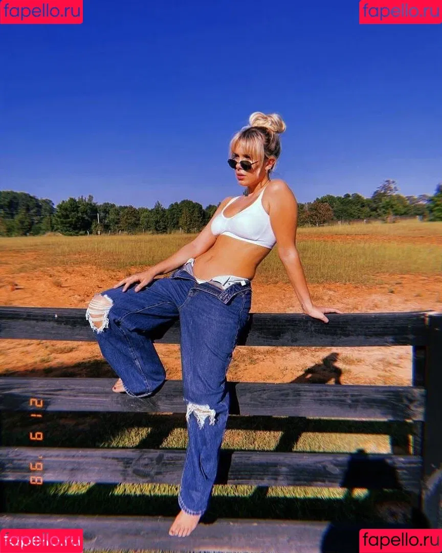 Millie Bobby Brown / milliebobbybrown Onlyfans Photo Gallery 