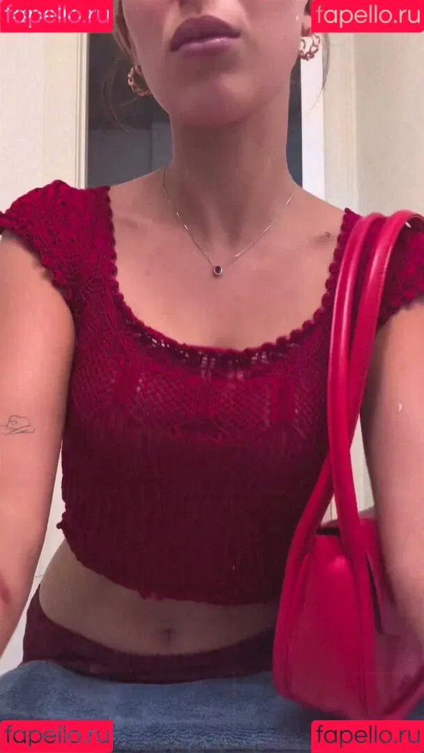 Millie Bobby Brown / milliebobbybrown Onlyfans Photo Gallery 