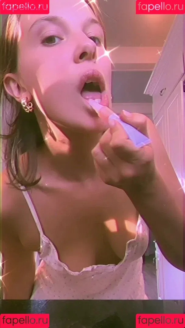 Millie Bobby Brown / milliebobbybrown Onlyfans Photo Gallery 