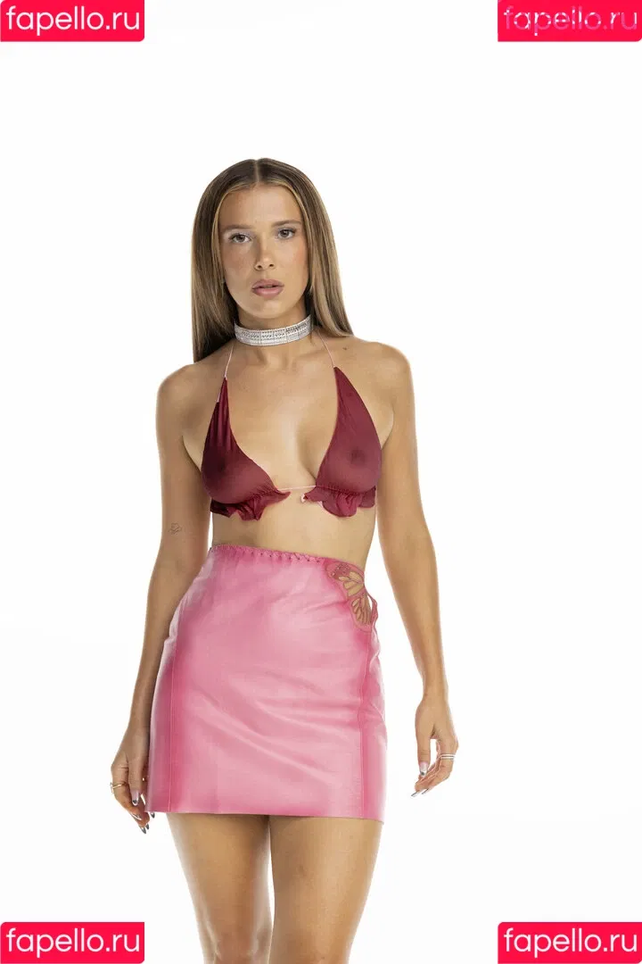 Millie Bobby Brown / milliebobbybrown Onlyfans Photo Gallery 