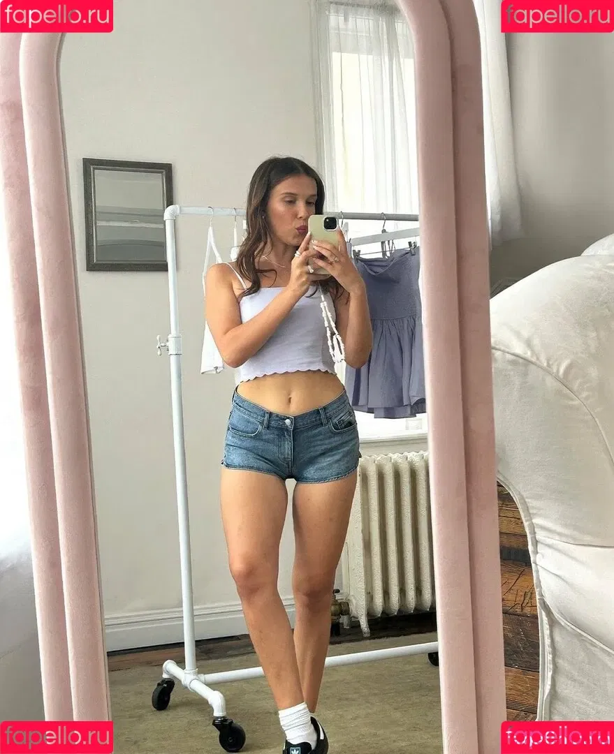 Millie Bobby Brown / milliebobbybrown Onlyfans Photo Gallery 
