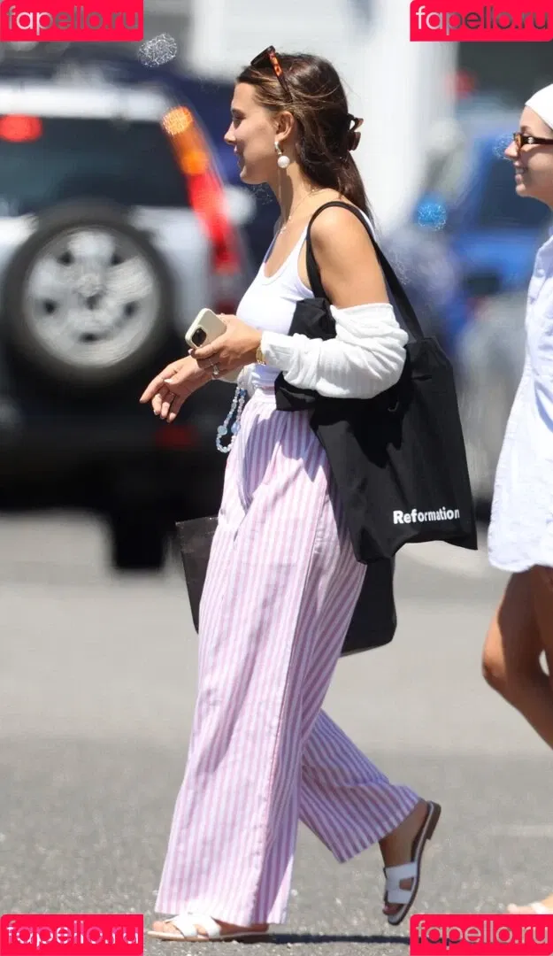 Millie Bobby Brown / milliebobbybrown Onlyfans Photo Gallery 