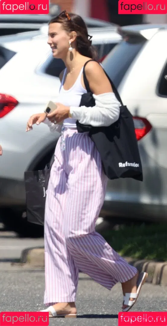 Millie Bobby Brown / milliebobbybrown Onlyfans Photo Gallery 