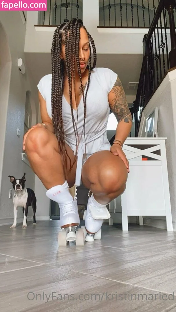 Kris Marie / krismariee / krismarietv Onlyfans Photo Gallery 