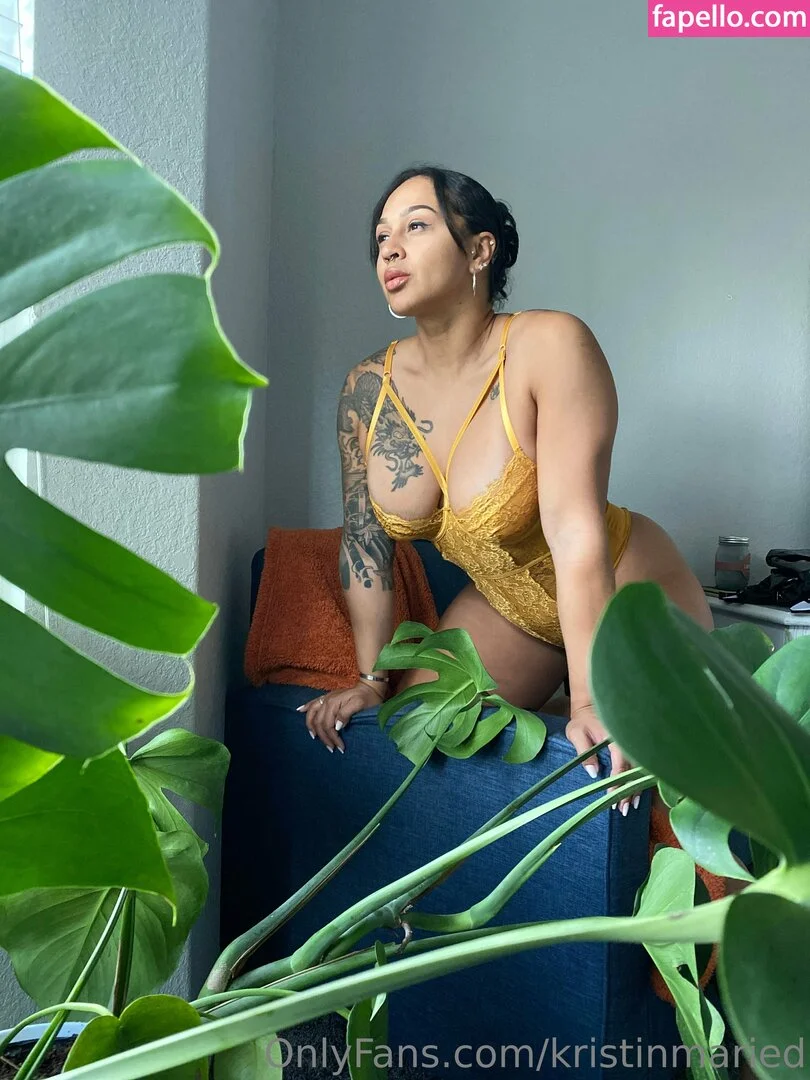 Kris Marie / krismariee / krismarietv Onlyfans Photo Gallery 